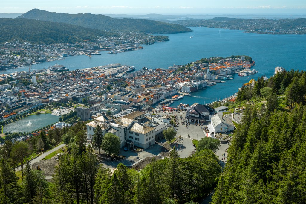 Utsikt over Bergen sentrum fra Fløyen.